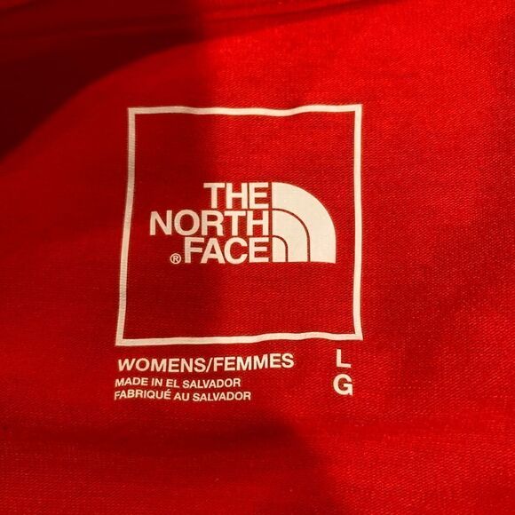 The North Face Red Short Sleeve T-Shirt Size Large - Picture 3 of 6